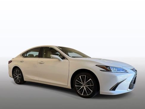 Certified 2025 Lexus ES 350 w/ Premium Package FWD image 9