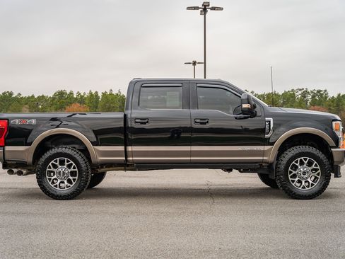 Used 2022 Ford F250 King Ranch image 8