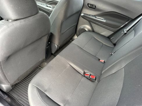 Used 2025 Nissan Kicks Play S image 12