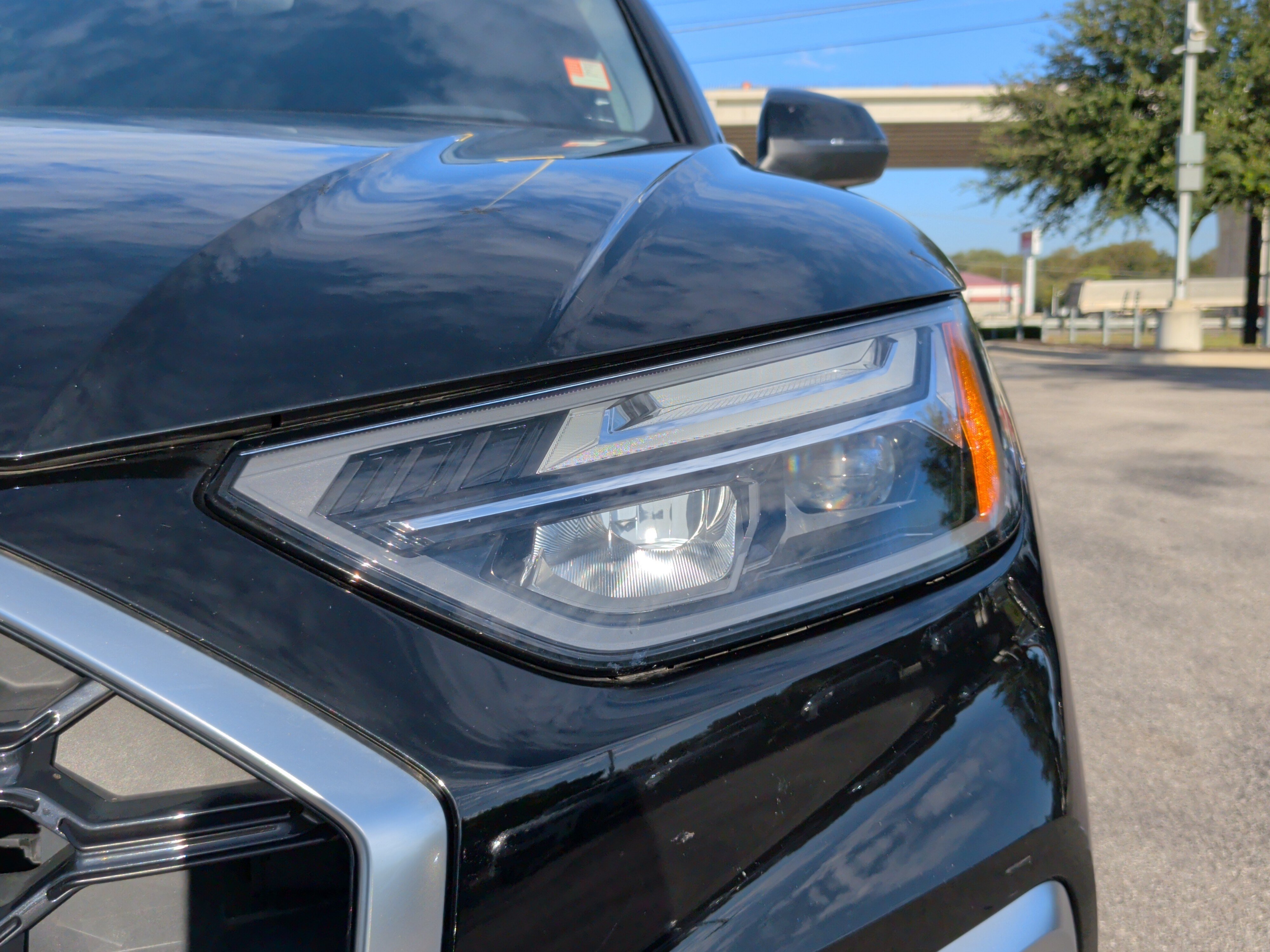 Used 2023 Audi Q5 2.0T Premium Plus AWD/4WD image 3