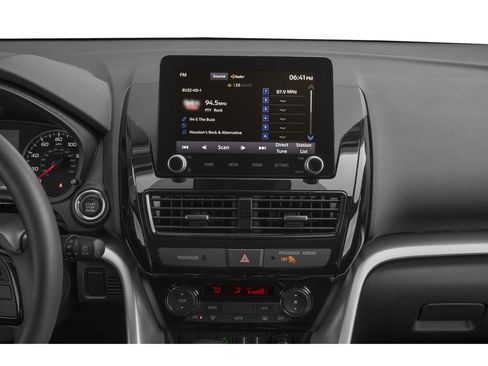 New 2026 Mitsubishi Eclipse Cross LE image 9