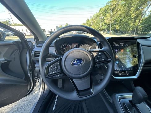 Certified 2025 Subaru Crosstrek 2.0i Premium image 18