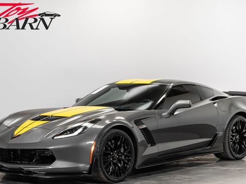 Used 2016 Chevrolet Corvette Z06 w/ 3LZ Preferred Equipment Group image 9
