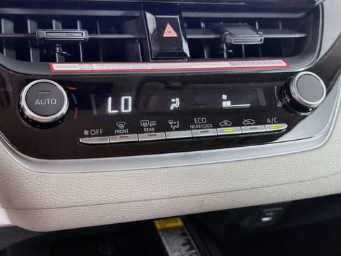 New 2026 Toyota Corolla LE FWD image 19