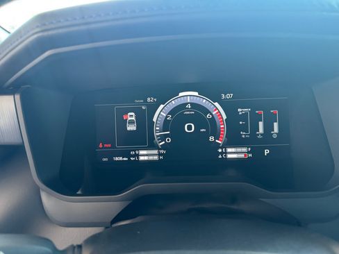 Used 2026 Toyota Tundra Platinum w/ TRD Off-Road Package AWD/4WD image 14