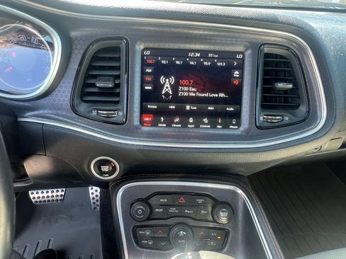 Used 2018 Dodge Challenger GT w/ Driver Convenience Group image 13