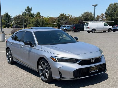 Used 2025 Honda Civic Sport Touring image 7
