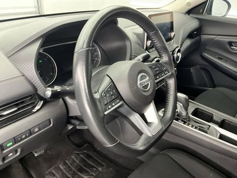 Used 2022 Nissan Sentra SV image 16