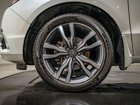 Certified 2019 Acura MDX w/ Advance Package AWD/4WD image 10