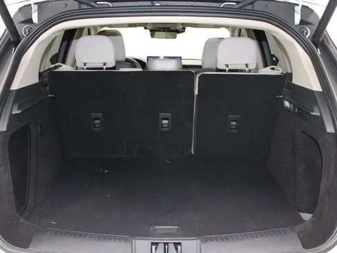 Used 2026 Lincoln Corsair Reserve image 13