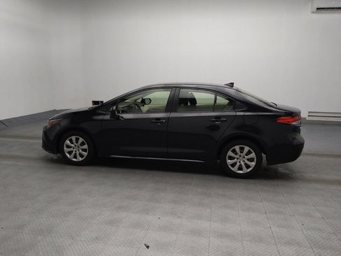 Used 2020 Toyota Corolla LE image 3