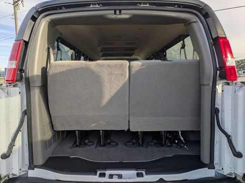 Used 2024 Chevrolet Express 3500 LS image 26