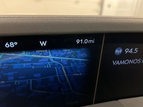 Used 2025 Lincoln Nautilus Premier w/ Equipment Group 102A image 24