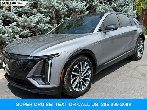 Used 2024 Cadillac Lyriq Sport AWD/4WD image 3