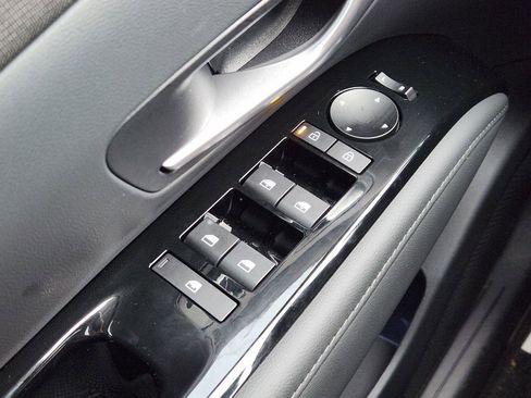 New 2026 Hyundai Tucson Limited image 23