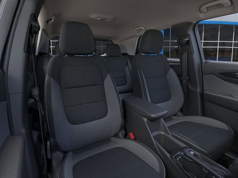 New 2026 Chevrolet TrailBlazer LT w/ Driver Confidence Package AWD/4WD image 16