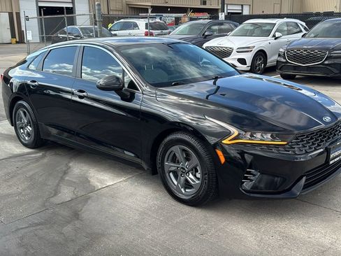 Used 2021 Kia K5 LXS image 3