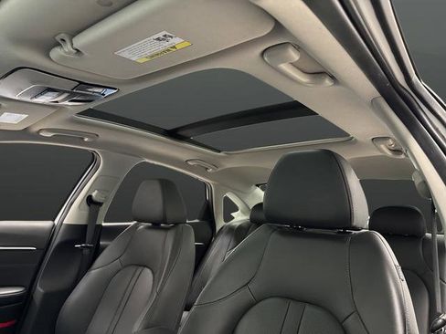 Used 2023 Hyundai Sonata Limited w/ Cargo Package image 7