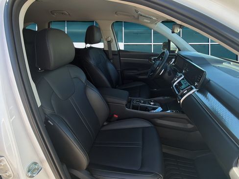 Used 2023 Kia Sorento EX FWD image 15
