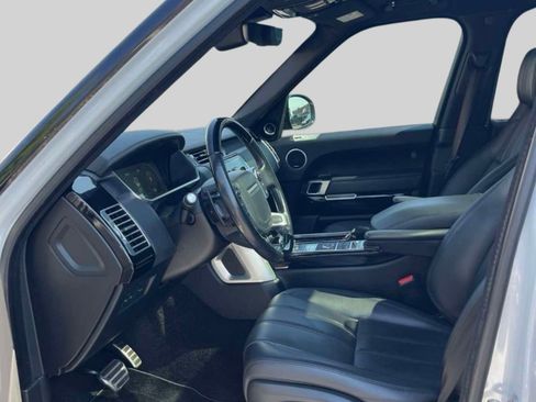 Used 2017 Land Rover Range Rover Supercharged AWD/4WD image 3