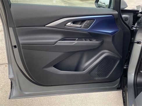 New 2026 Chevrolet Equinox EV LT image 21