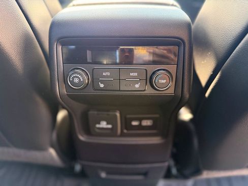 Used 2022 GMC Acadia Denali w/ GMC Pro Grade Package AWD/4WD image 24