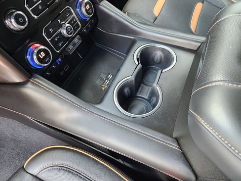 Used 2023 GMC Yukon AT4 w/ AT4 Premium Plus Package image 19