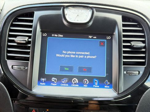 Used 2013 Chrysler 300 S image 59