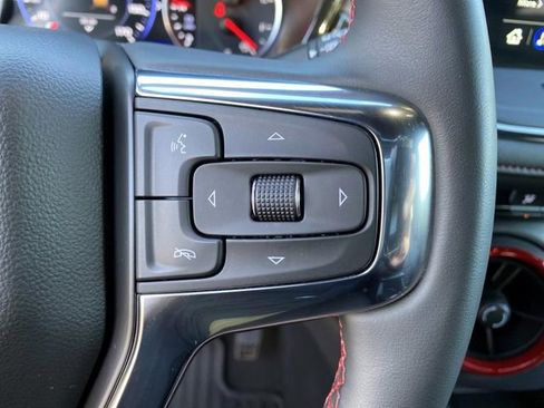 Used 2023 Chevrolet Blazer RS w/ Enhanced Convenience Package image 19