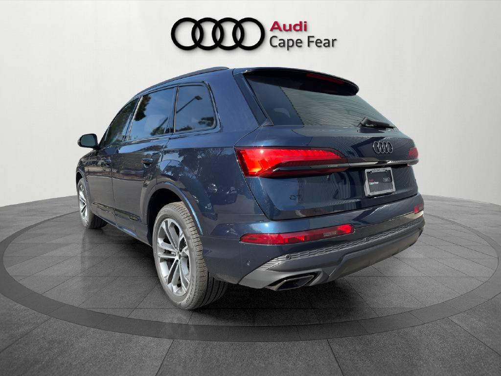 Used 2026 Audi Q7 2.0T Premium w/ Convenience Plus Package AWD/4WD image 3