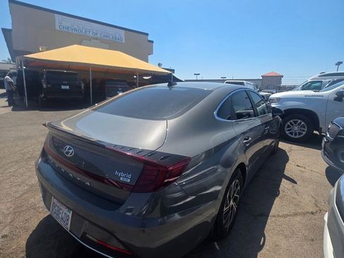 Used 2023 Hyundai Sonata Blue FWD image 4
