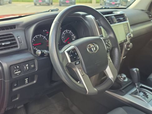 Used 2020 Toyota 4Runner SR5 Premium w/ TRD Performance Package AWD/4WD image 13
