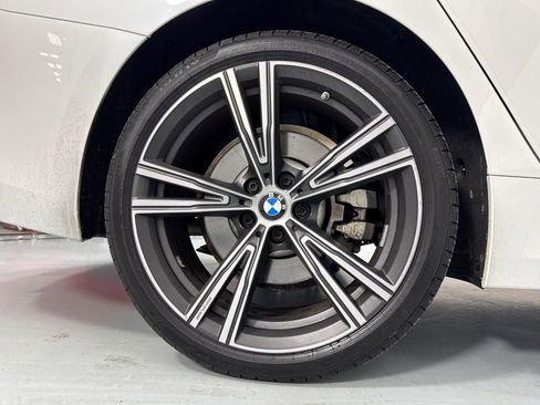 Certified 2023 BMW 330i xDrive Sedan w/ Premium Package AWD/4WD image 9