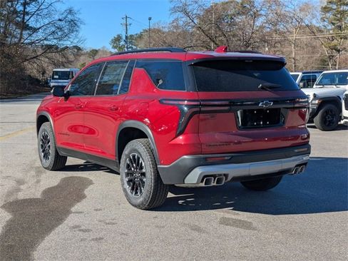 New 2026 Chevrolet Traverse Z71 w/ Enhanced Driving Package image 4