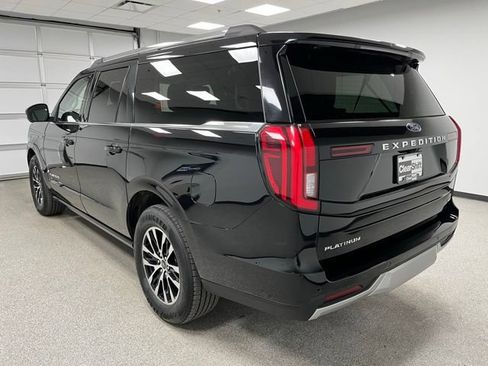 Used 2025 Ford Expedition Max Platinum AWD/4WD image 8