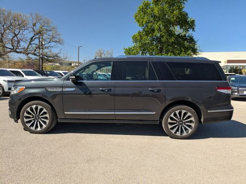 Used 2023 Lincoln Navigator L Reserve image 6