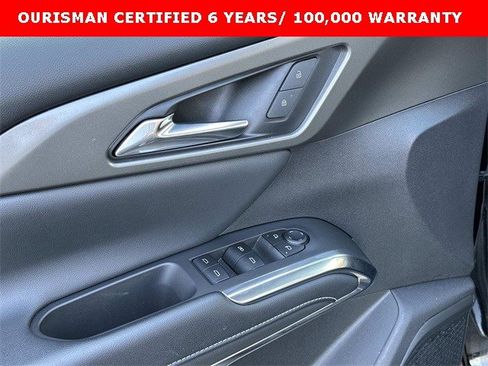 Certified 2025 Chevrolet Traverse LT image 19