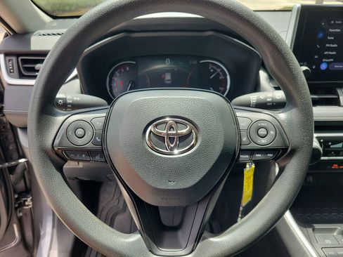Used 2024 Toyota RAV4 LE FWD image 18