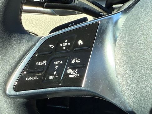 Used 2026 Mercedes-Benz GLC 300 GLC 300 image 21