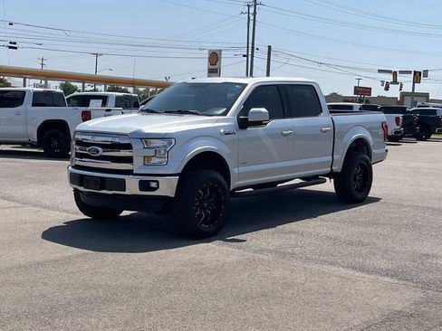 Used 2016 Ford F150 Lariat w/ Equipment Group 501A Mid AWD/4WD image 8