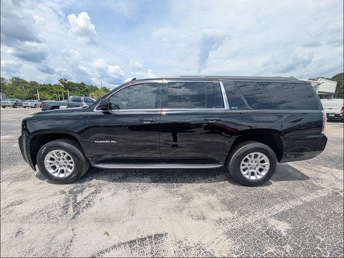 Used 2019 GMC Yukon XL SLT RWD image 7