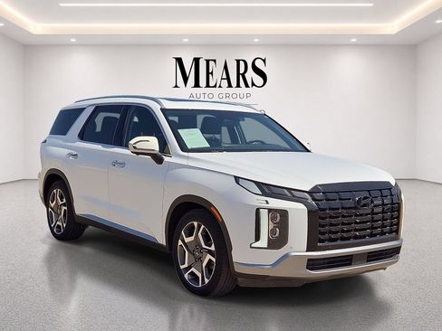 Used 2023 Hyundai Palisade Limited FWD image 7