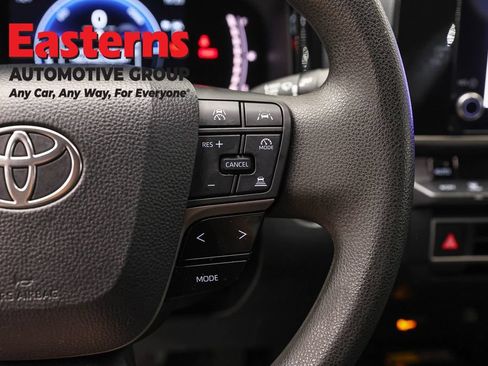 Used 2025 Toyota Camry LE FWD image 15