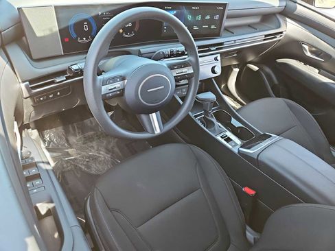 New 2026 Hyundai Tucson SEL FWD image 10