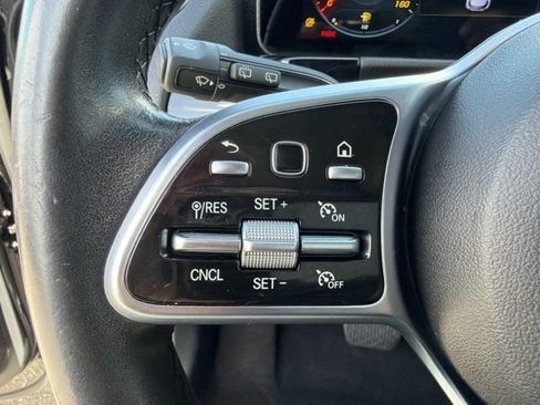 Used 2023 Mercedes-Benz GLA 250 w/ Premium Package image 24