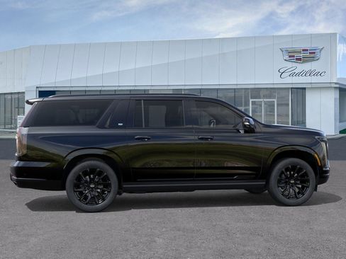 New 2026 Cadillac Escalade ESV Sport image 5