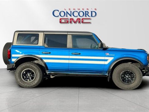 Used 2021 Ford Bronco Black Diamond w/ Sasquatch Package image 3