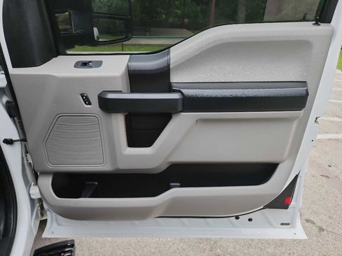 Used 2018 Ford F250 XL w/ Power Equipment Group RWD image 34