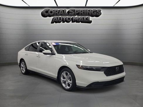 Certified 2025 Honda Accord LX image 1