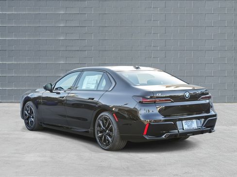 New 2026 BMW i7 xDrive60 image 7